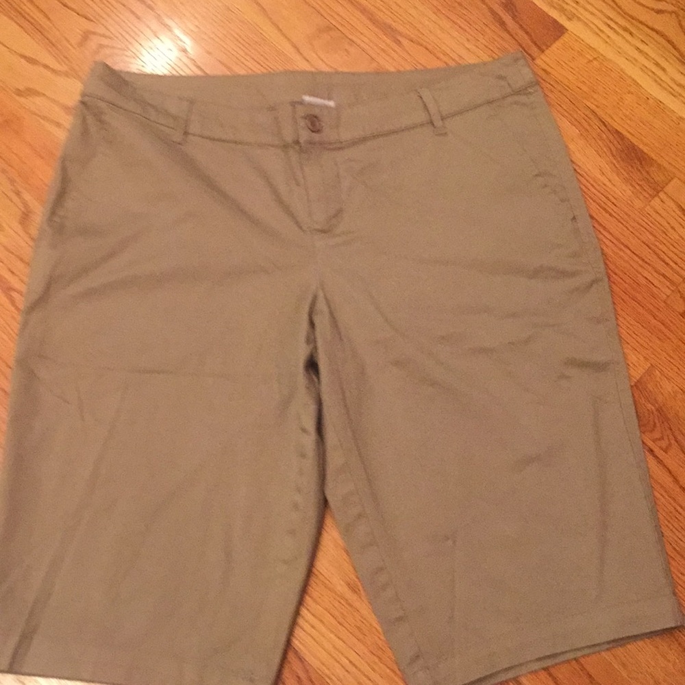 Khaki Shorts (knee length) New without tags